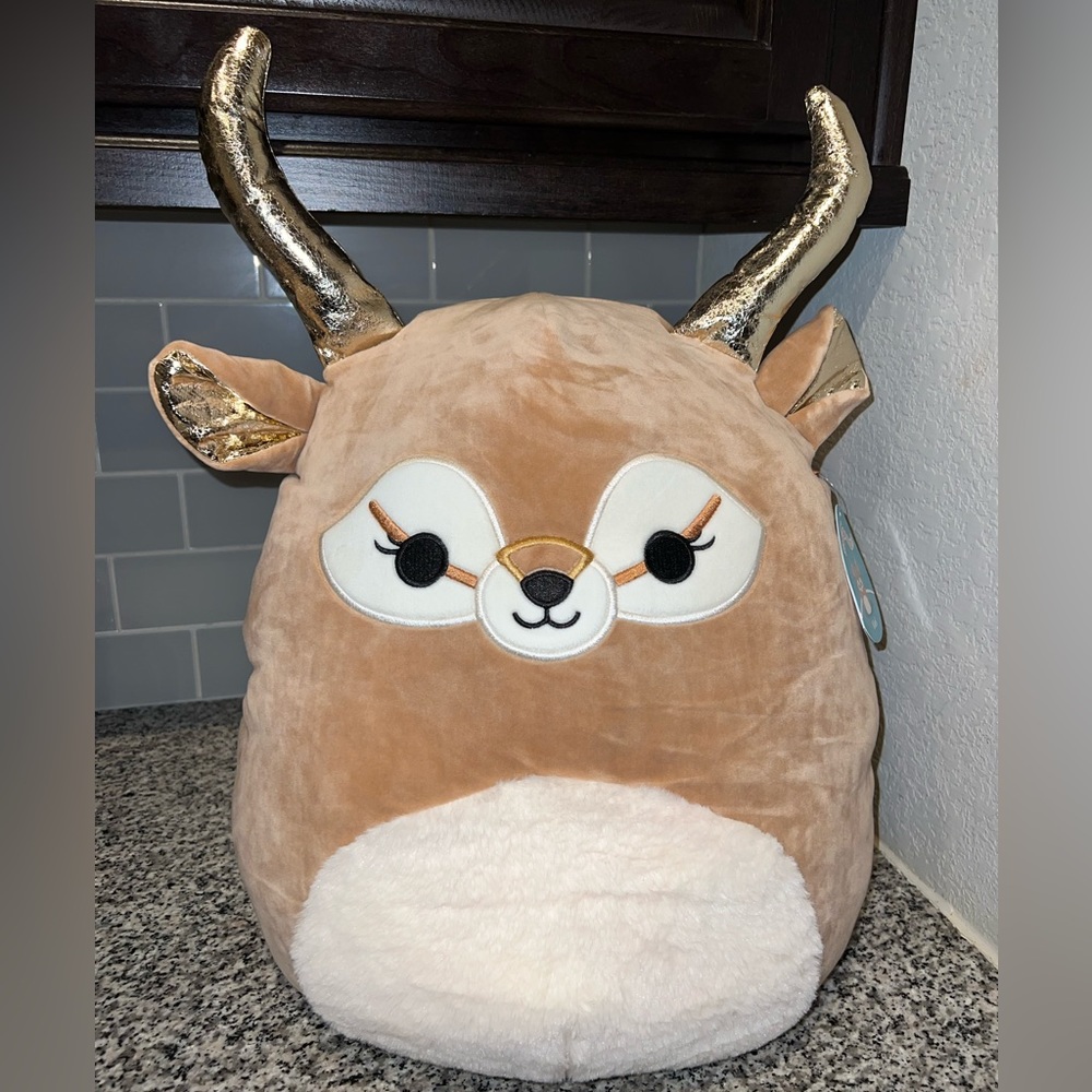 Squishmallow— Kieli